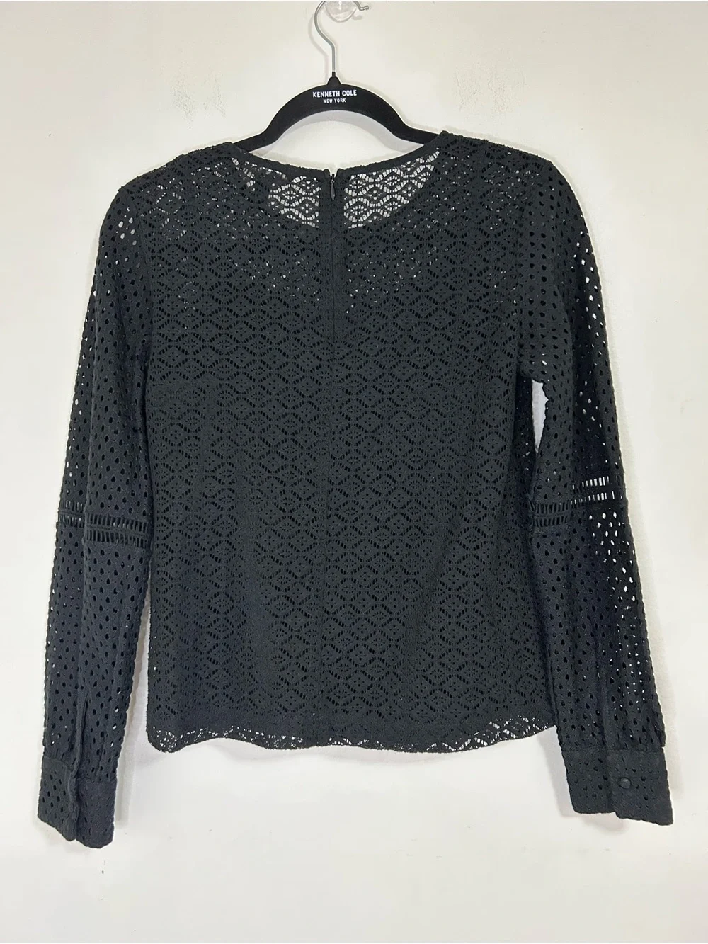 Banana Republic XS Navy Eyelet Lace Blouse & Black Lace Top Bundle Romantic